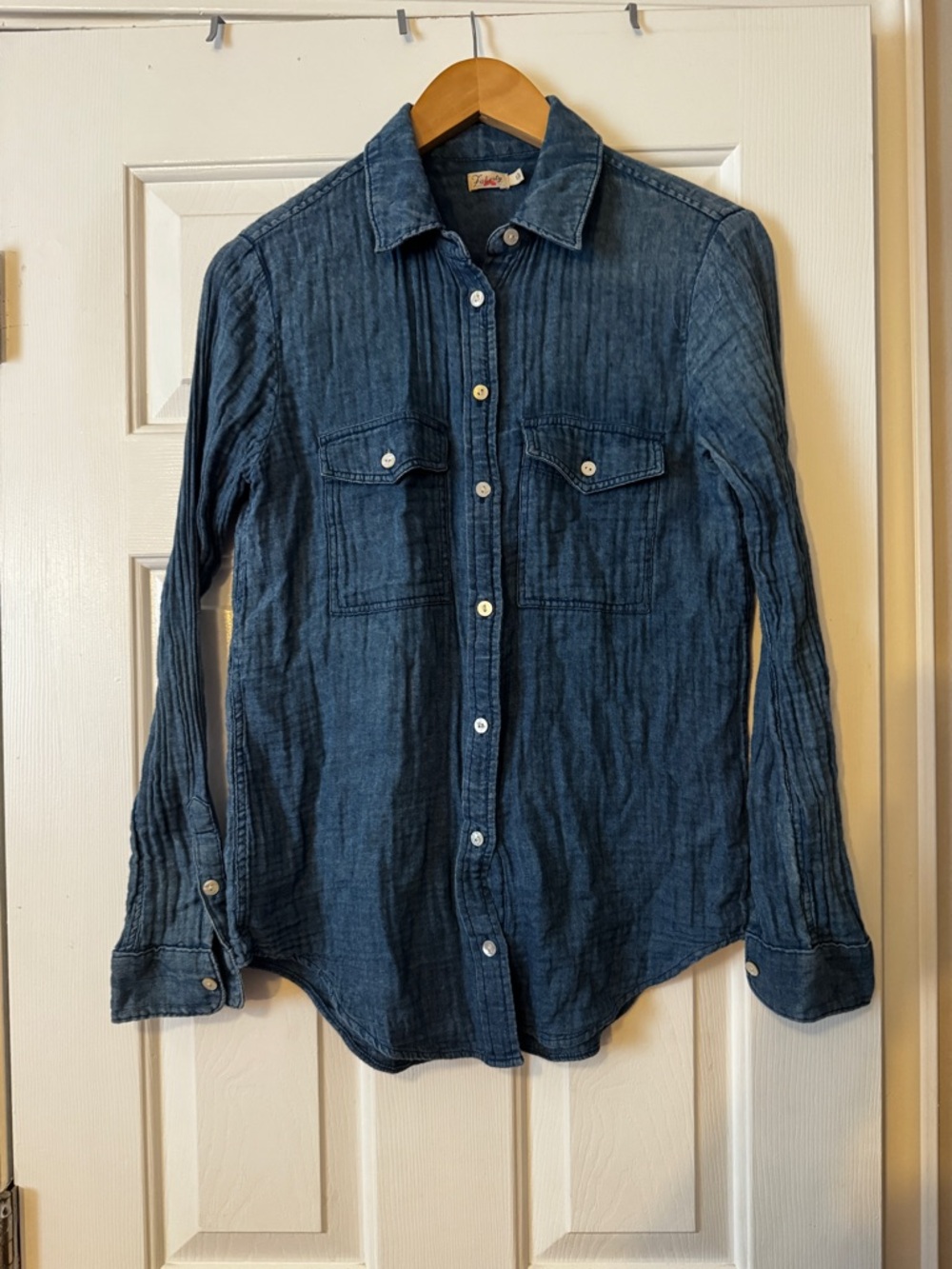 Faherty Indigo Chambray Organic Cotton Long Sleeve Button Down Shirt Size Small